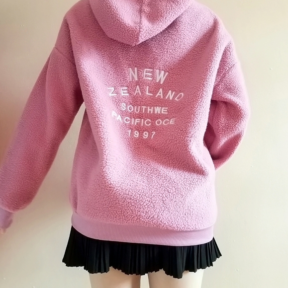 💕Pink Fuzzy Hoodie💕 - Picture 3 of 3